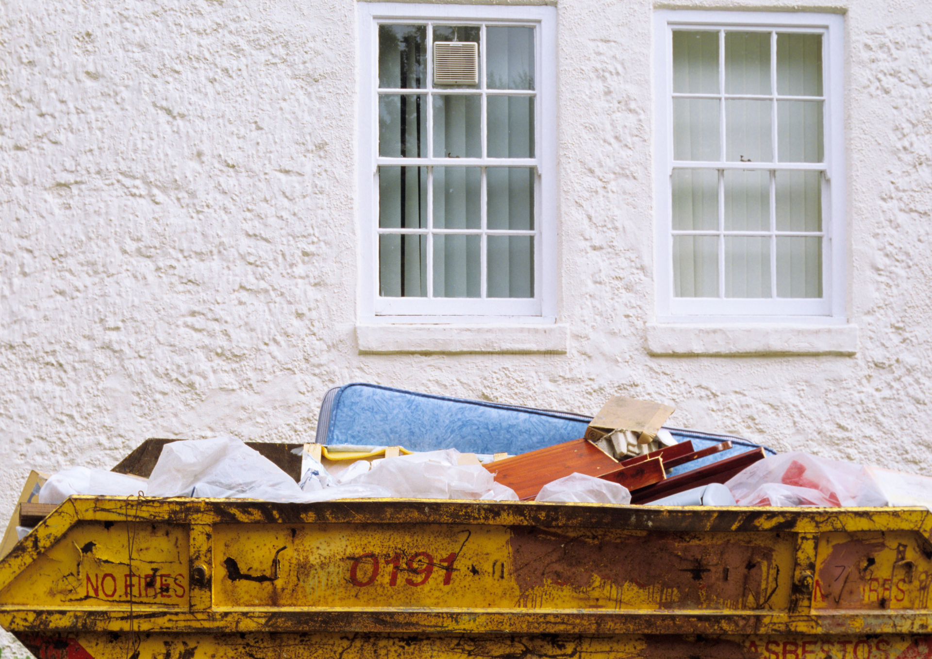 Mini Skip Hire for Home Clearances and Small Renovation Projects
