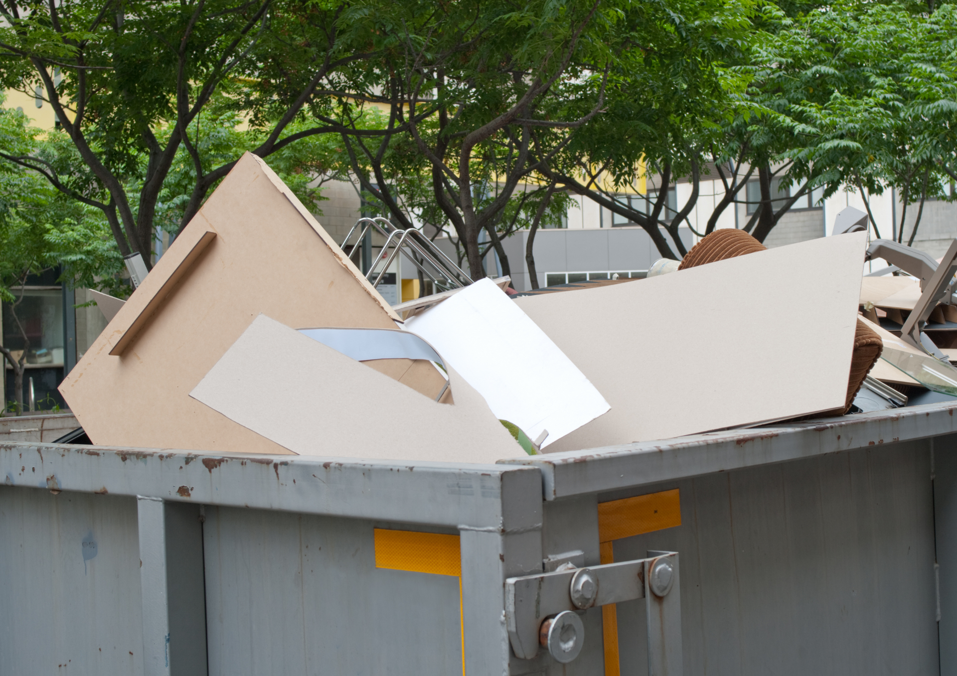 Skip Hire Charges: Comparing Short-Term vs Long-Term Hire Costs
