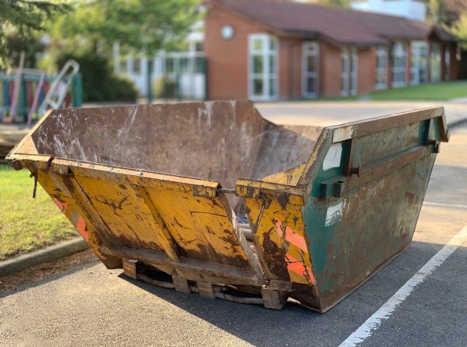 Hiring a skip