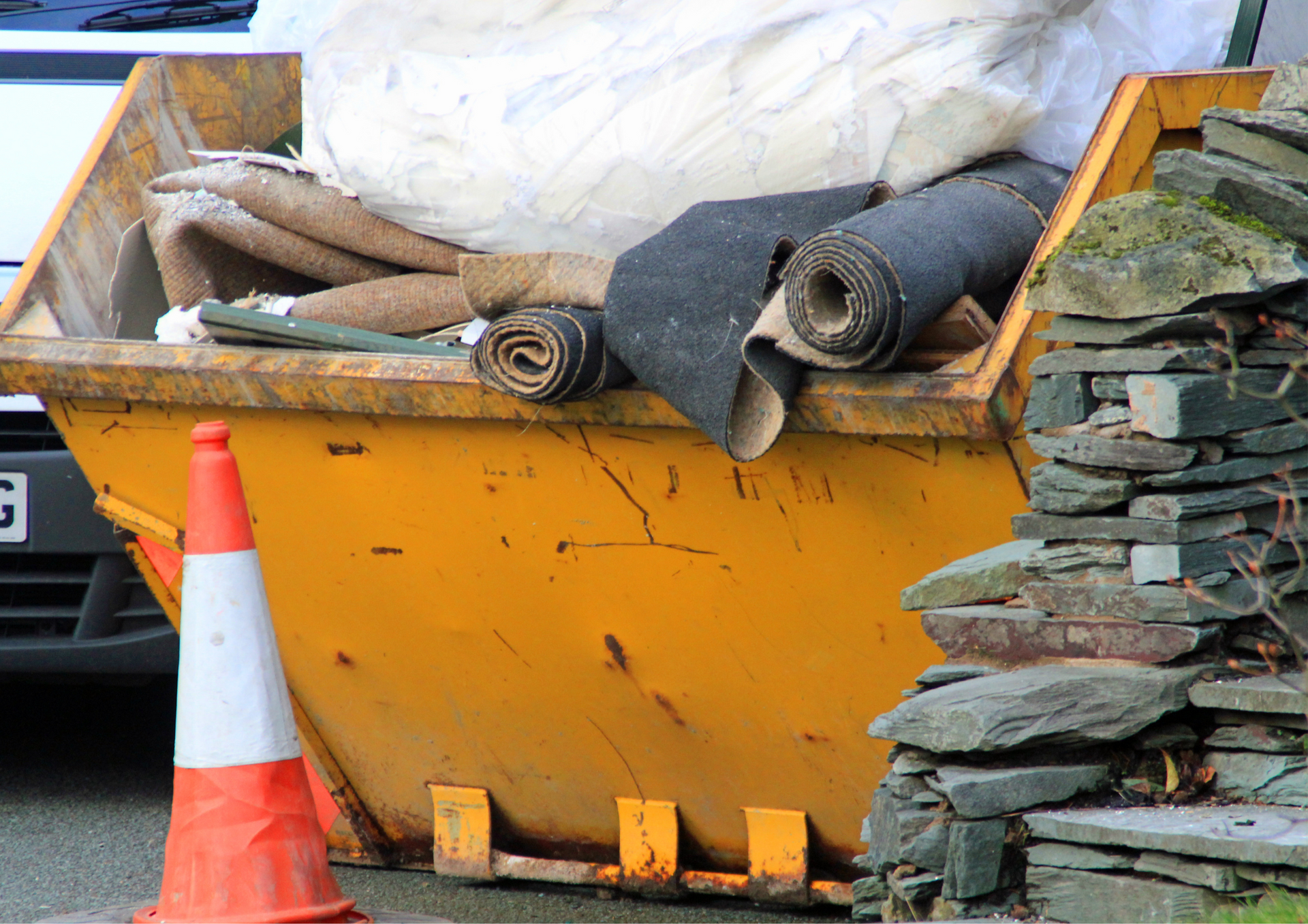 How to Manage Home Renovation Waste Efficiently with Skip Hire