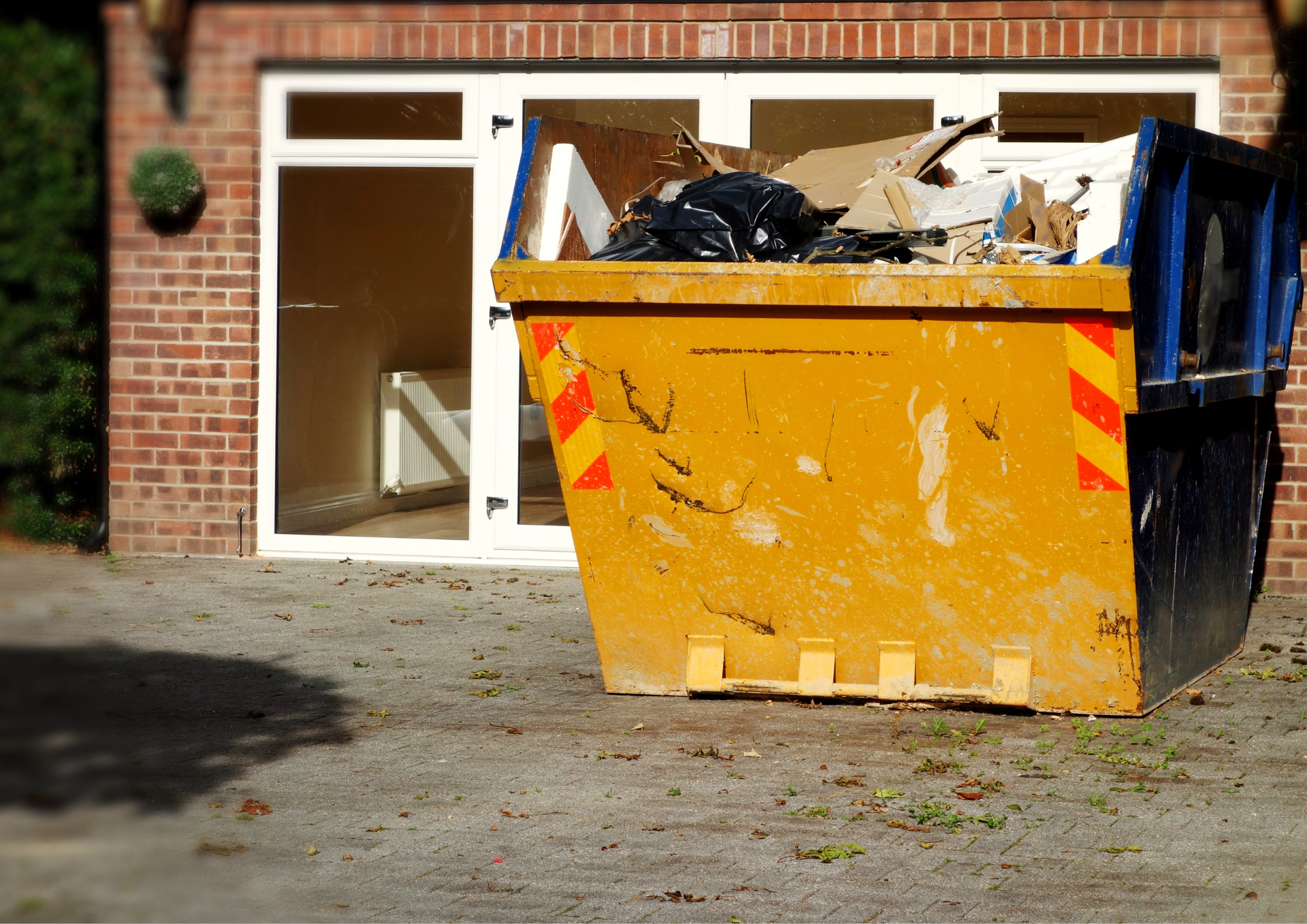 Customer Reviews and Testimonials: Skip Hire Experience Insights