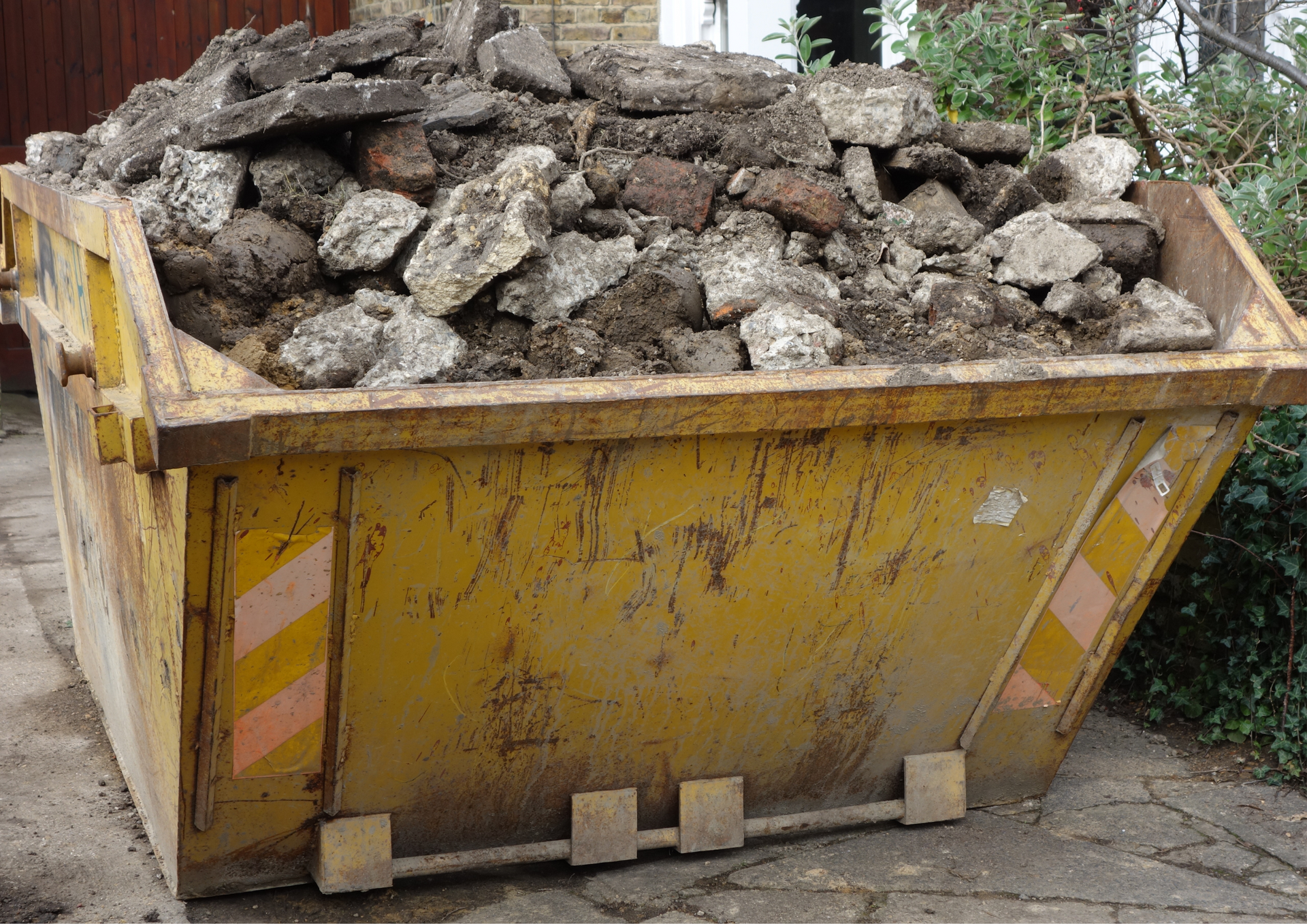 Why You Should Use Professional Skip Hire for Your Next Event